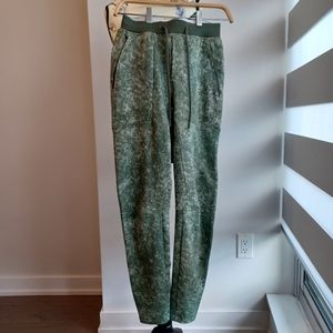 NWOT Lululemon Green tie dye Joggers